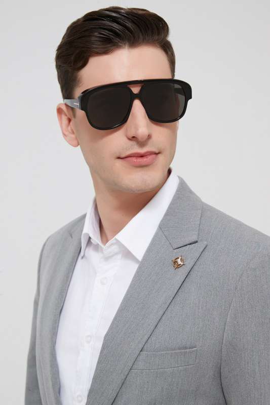 Picture of Tom Ford Sunglasses _SKUfw51973526fw